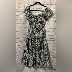Brand New Chelsea & Theodore off the shoulder Dress